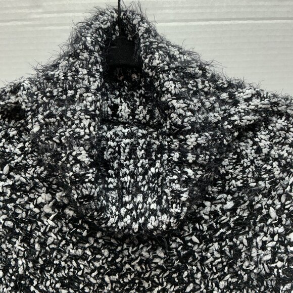 POL SWEATER SMALL 23" PTP BLACK/WHITE NICE ❤️OFFERS! - Picture 2 of 9